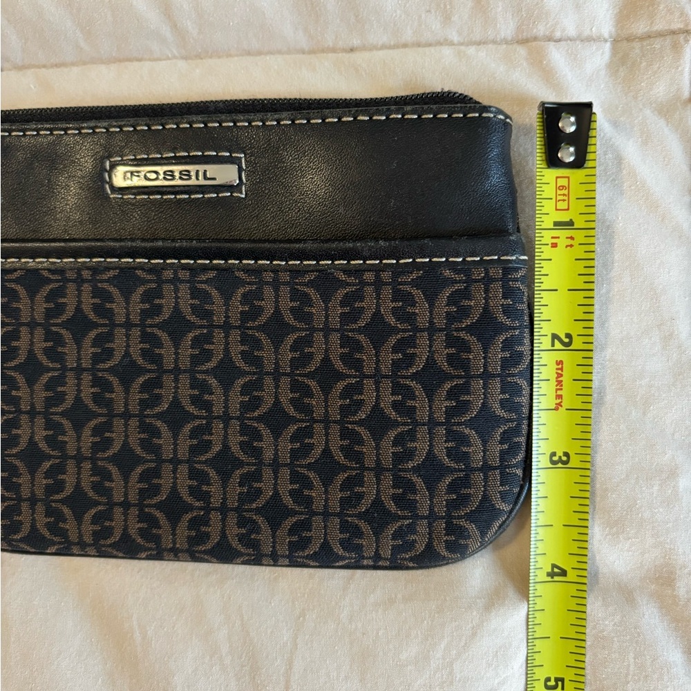Fossil Wristlet - Picture 7 of 7